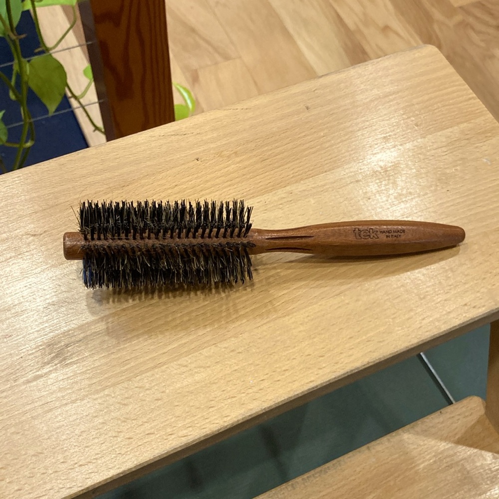 Round Brush in Mahogany Wood with Reinforced Boar Hair Bristles - 50mm